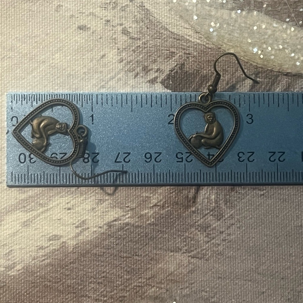 Year Of The Monkey Chinese Zodiac Birth Sign Rustic Boho Heart Earrings Gift-New - Picture 4 of 4